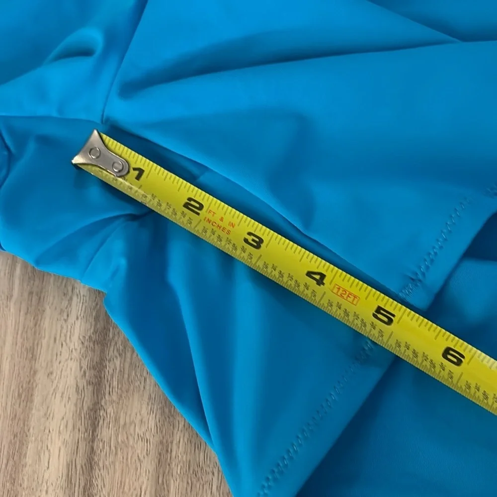 SKIMS Recycled Swim Mid Waist Short Limited Edition - Turquoise 4X NWT